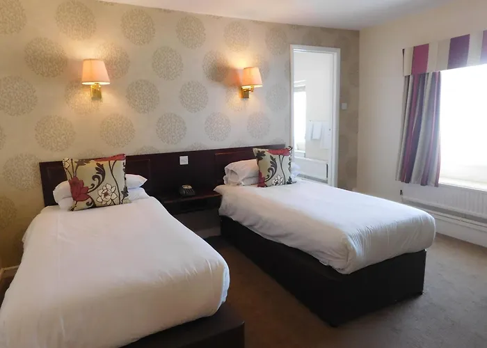 Mariners Hotel