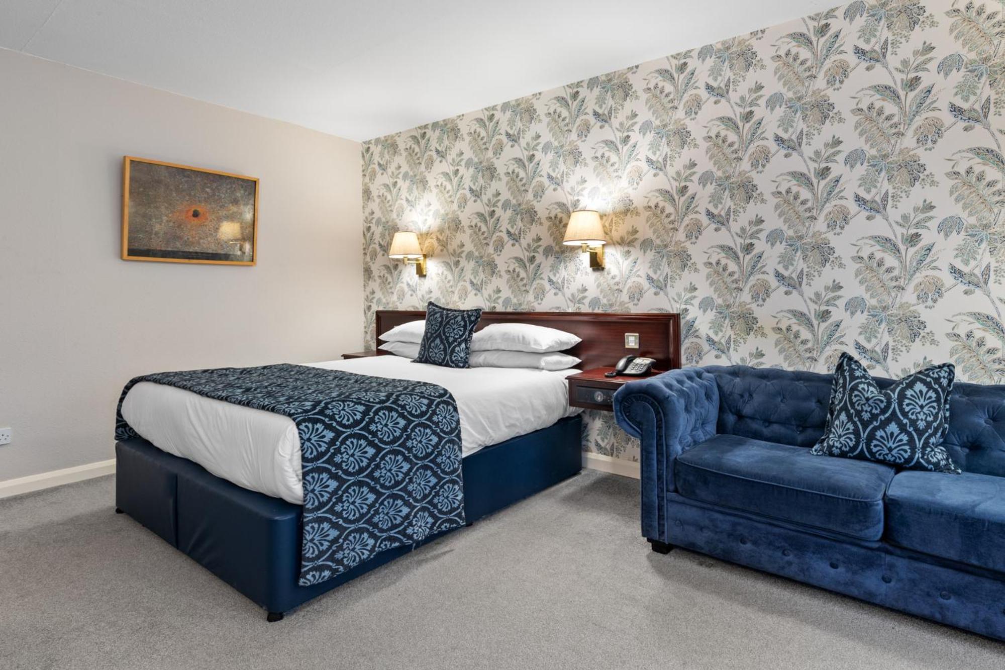 Mariners Hotel