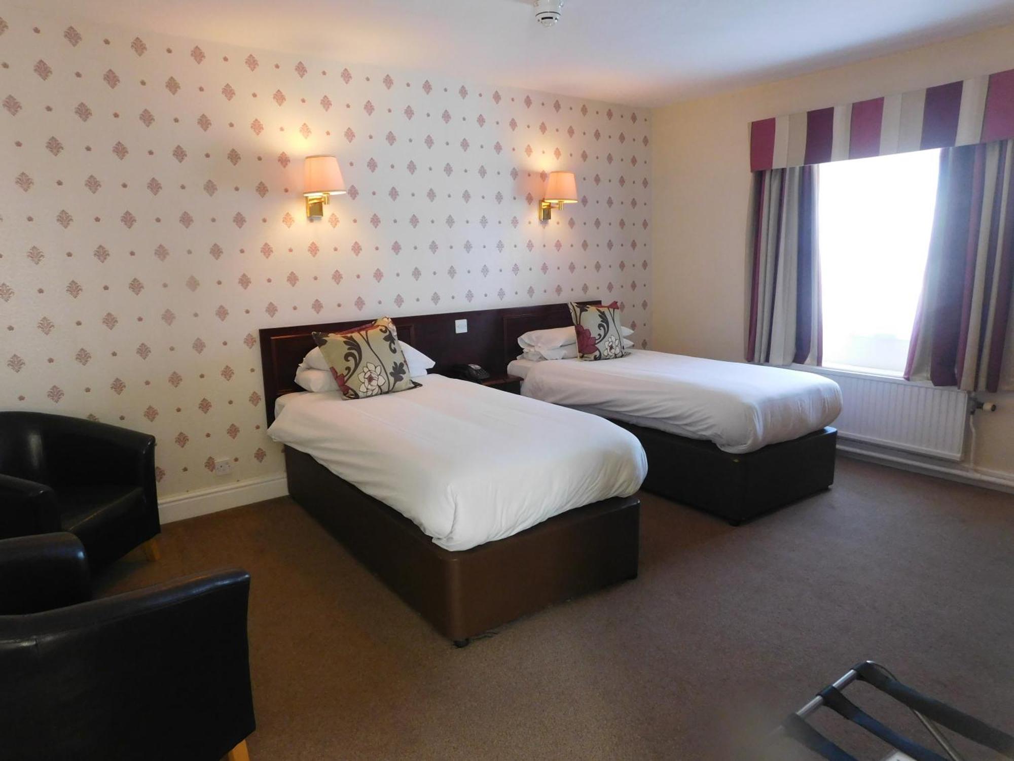 Mariners 3* Haverfordwest